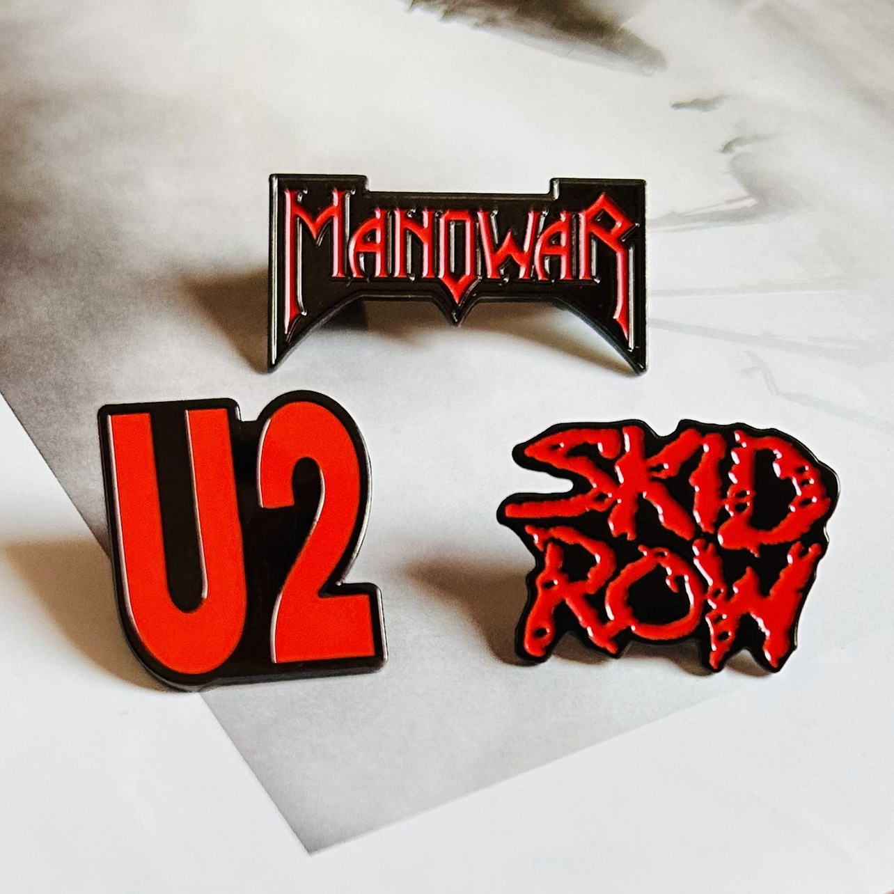 Rock Band Logo Metall Abzeiche – Heavy Equipment Logo Bewertung und Preis